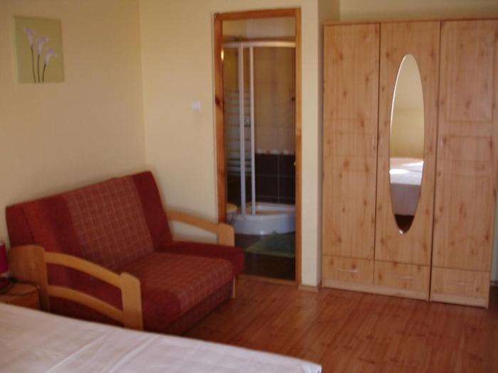 Mediterran Apartman Es Vendeghaz Hajdúszoboszló المظهر الخارجي الصورة